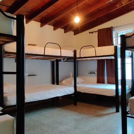 Basico Medellin Hostel